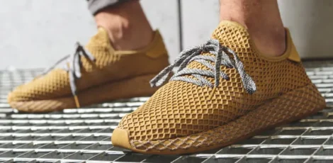 In die Stadtlandschaft eingeschrieben - zu was man die adidas Deerupt anziehen kann?