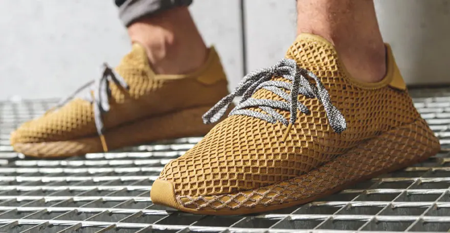 In die Stadtlandschaft eingeschrieben - zu was man die adidas Deerupt anziehen kann?