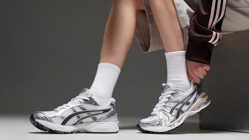 ASICS GEL-KAYANO 14 Weiß 1203A537-110